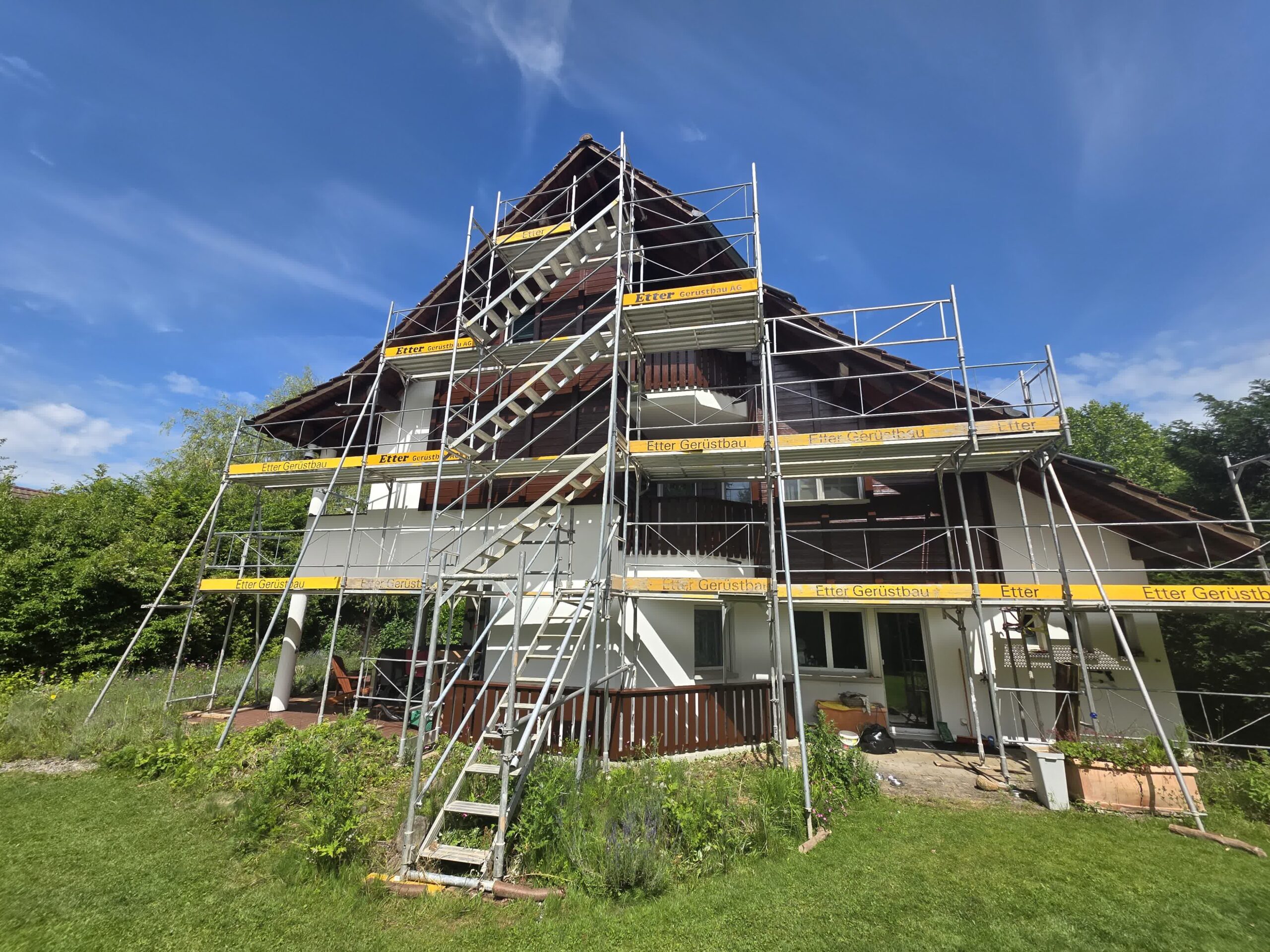 Reparatur- und Malerarbeiten in Weisslingen